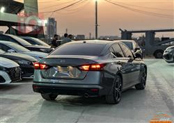 نيسان ألتيما